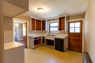 3743 S Highland Ave, Berwyn, IL 60402 - Photo 2