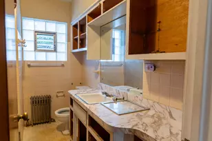 3743 S Highland Ave, Berwyn, IL 60402 - Photo 10