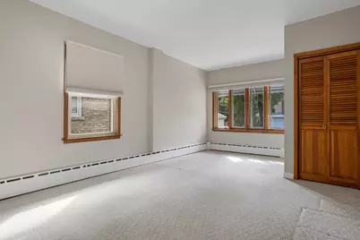 6705 N Olympia Avenue N, Chicago, IL 60631 - Photo 18
