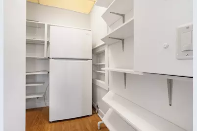 6705 N Olympia Avenue N, Chicago, IL 60631 - Photo 16