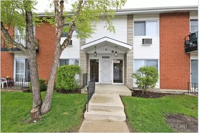 8836 N Western Avenue #1D, Des Plaines, IL 60016 - Photo 1