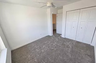 334 N Masters Dr, Addison, IL 60101 - Photo 14