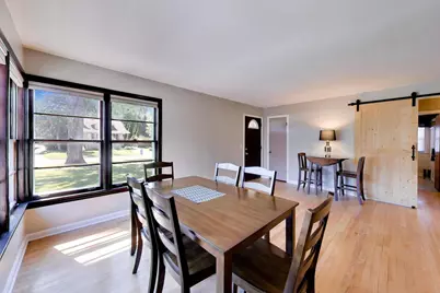 479 N Elm Avenue, Elmhurst, IL 60126 - Photo 6
