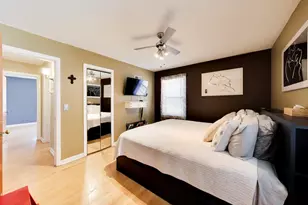 479 N Elm Ave, Elmhurst, IL 60126 - Photo 16