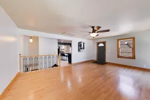 479 N Elm Ave, Elmhurst, IL 60126 - Photo 14