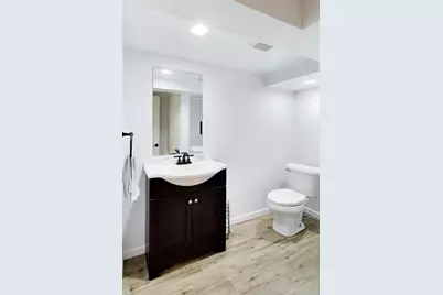 479 N Elm Avenue, Elmhurst, IL 60126 - Photo 30