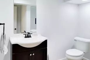 479 N Elm Ave, Elmhurst, IL 60126 - Photo 30