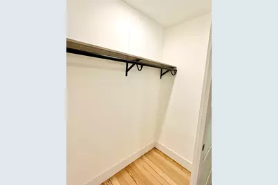 8325 W Forest Preserve Avenue, Chicago, IL 60634 - Photo 16