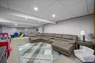 1013 Mountain View Dr, Joliet, IL 60432 - Photo 32