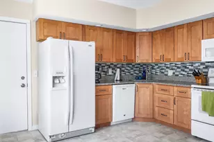 2318 Osage Dr, Champaign, IL 61821 - Photo 10