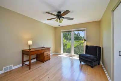 588 Williamsburg Road, Glen Ellyn, IL 60137 - Photo 34