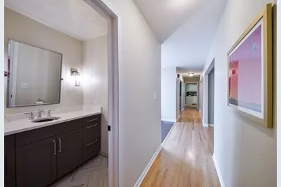 588 Williamsburg Road, Glen Ellyn, IL 60137 - Photo 22