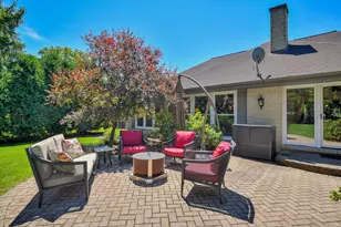588 Williamsburg Rd, Glen Ellyn, IL 60137 - Photo 40