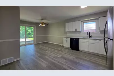 16724 Hillside Place #1, Tinley Park, IL 60477 - Photo 4