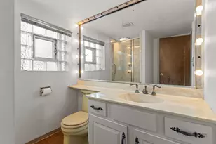9230 N Major Ave, Morton Grove, IL 60053 - Photo 20
