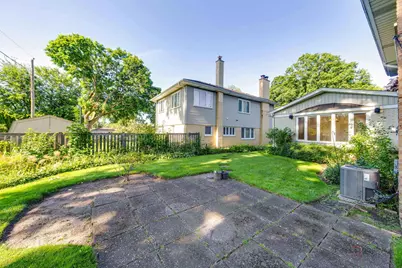 9230 N Major Avenue, Morton Grove, IL 60053 - Photo 30