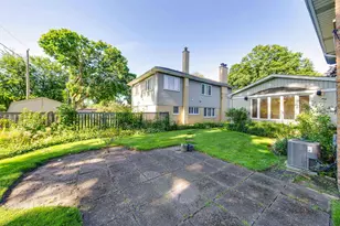 9230 N Major Ave, Morton Grove, IL 60053 - Photo 30