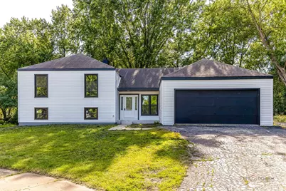 1482 Pebblestone Cove, Wheaton, IL 60189 - Photo 2