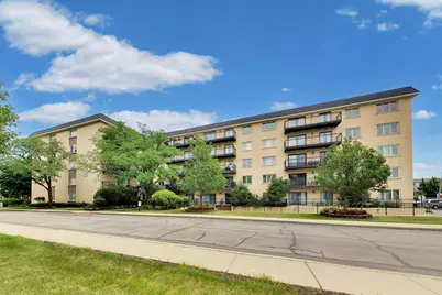 [Address not provided], Morton Grove, IL 60053 - Photo 2