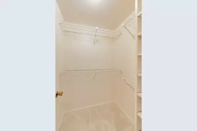 [Address not provided], Morton Grove, IL 60053 - Photo 20
