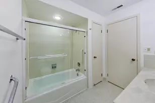 8600 Waukegan Rd, Morton Grove, IL 60053 - Photo 28