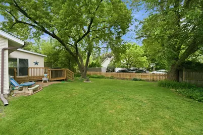 2S445 Sanchez Drive, Warrenville, IL 60555 - Photo 16