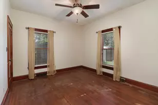 1508 W Chestnut St, Bloomington, IL 61701 - Photo 24