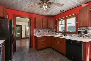 1508 W Chestnut St, Bloomington, IL 61701 - Photo 18