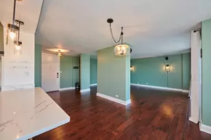 7061 N Kedzie Ave, Chicago, IL 60645 - Photo 8