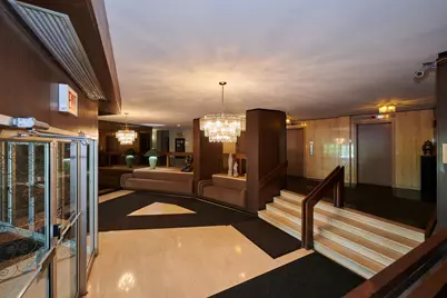 7061 N Kedzie Avenue #913, Chicago, IL 60645 - Photo 2