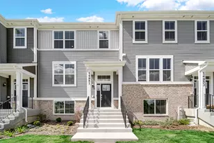 14951 S McCarthy Cir, Plainfield, IL 60544 - Photo 2
