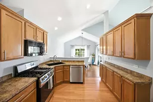 8946 Disbrow St, Huntley, IL 60142 - Photo 10