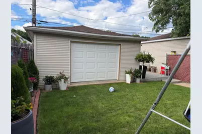 5528 W Henderson Street, Chicago, IL 60641 - Photo 40