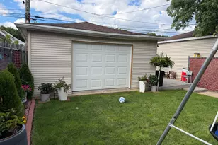 5528 W Henderson St, Chicago, IL 60641 - Photo 40