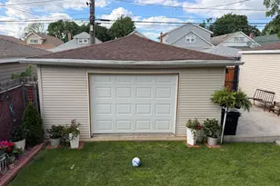 5528 W Henderson St, Chicago, IL 60641 - Photo 42