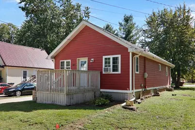 107 E Poplar Street, Normal, IL 61761 - Photo 2