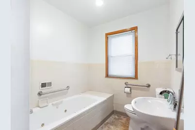 519 S 7th Avenue, Maywood, IL 60153 - Photo 12