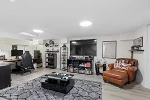 4335 Lee St, Skokie, IL 60076 - Photo 30