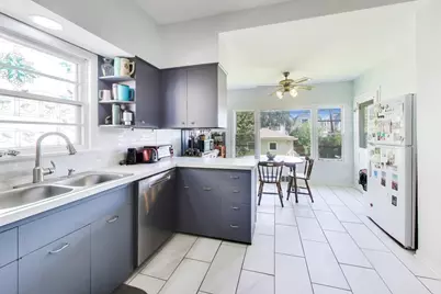 5478 W Gettysburg Street, Chicago, IL 60630 - Photo 14