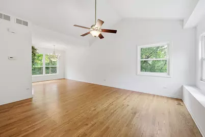 1018 Park Avenue, Wauconda, IL 60084 - Photo 4