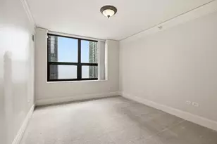 201 N Westshore Dr, Chicago, IL 60601 - Photo 20