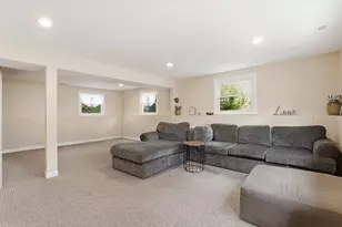 3880 178th Pl, Country Club Hills, IL 60478 - Photo 14
