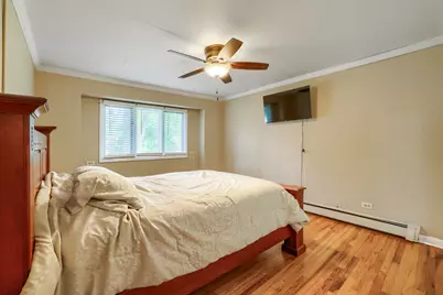 823 Greenwood Avenue, Carpentersville, IL 60110 - Photo 16