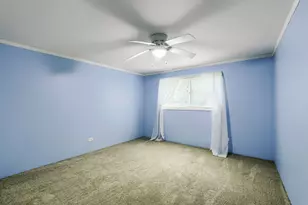 823 Greenwood Ave, Carpentersville, IL 60110 - Photo 20