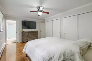 823 Greenwood Ave, Carpentersville, IL 60110 - Photo 12