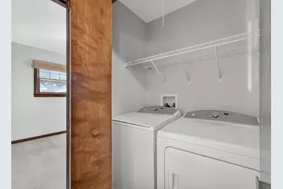 803 N 9th Street, Dekalb, IL 60115 - Photo 16