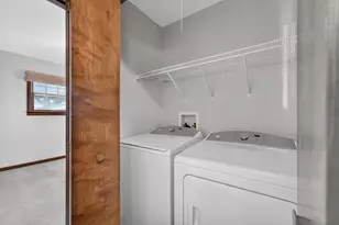 803 N 9th St, Dekalb, IL 60115 - Photo 16
