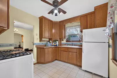 803 N 9th Street, Dekalb, IL 60115 - Photo 10