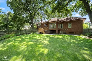 9237 S Longwood Dr, Chicago, IL 60643 - Photo 14
