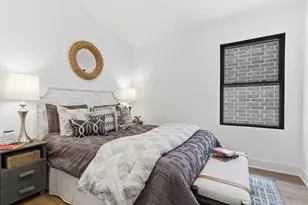 2044 W Superior St, Chicago, IL 60612 - Photo 20